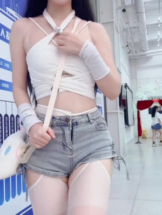 不呆猫COSPLAY写真包合集，最新资源一键下载