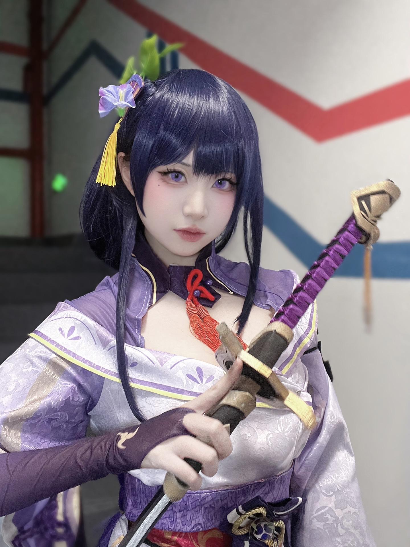 Nyako喵子紧致蜜腿让人心跳加速，蜜腿cosplay高清图