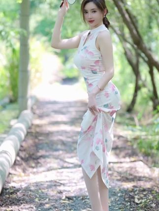 宅男女神周妍希高清个人写真集，性感美图