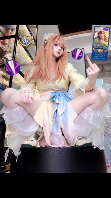 一小央泽 cosplay 写真图集，带你进入梦幻世界