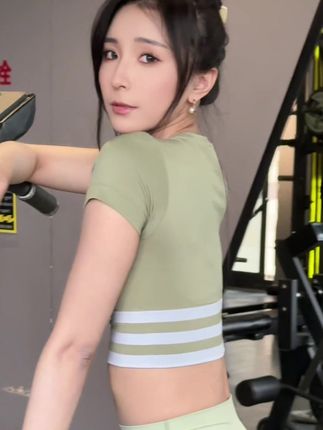 李嘉欣97为何消失？网红女神的突然离去背后隐藏着什么