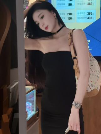 李嘉欣97为何消失？网红女神的突然离去背后隐藏着什么