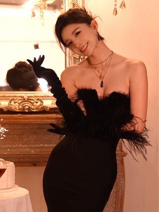 抖音爆红！李嘉欣97最新唯美写真+视频合集，极致美感尽在李嘉欣97的镜头下