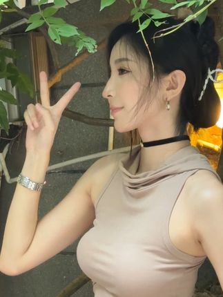 李嘉欣97的成长故事揭秘，她背后的努力和成功之路